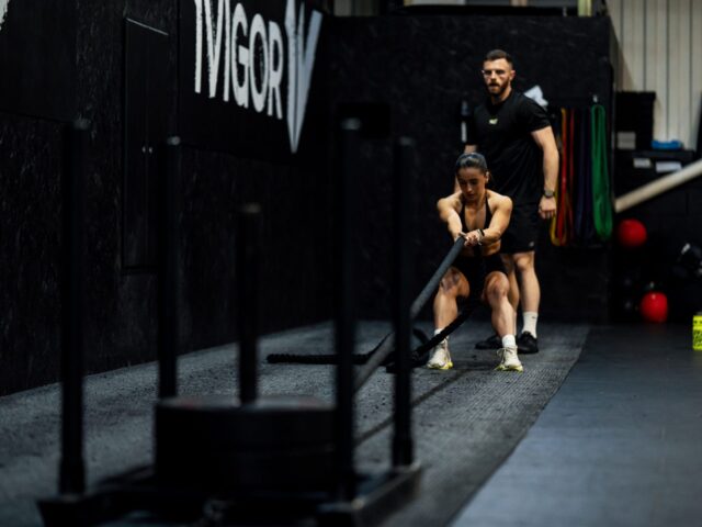 Hyrox – co to jest? Kompletny przewodnik po zawodach i treningu 2026